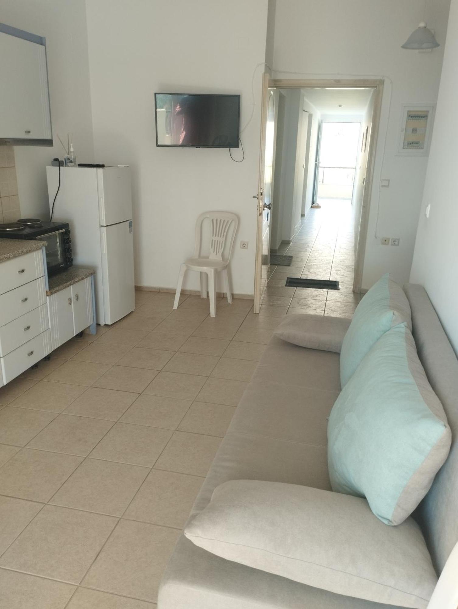 Eirini Apts On The Beach Psari Forada Bilik gambar