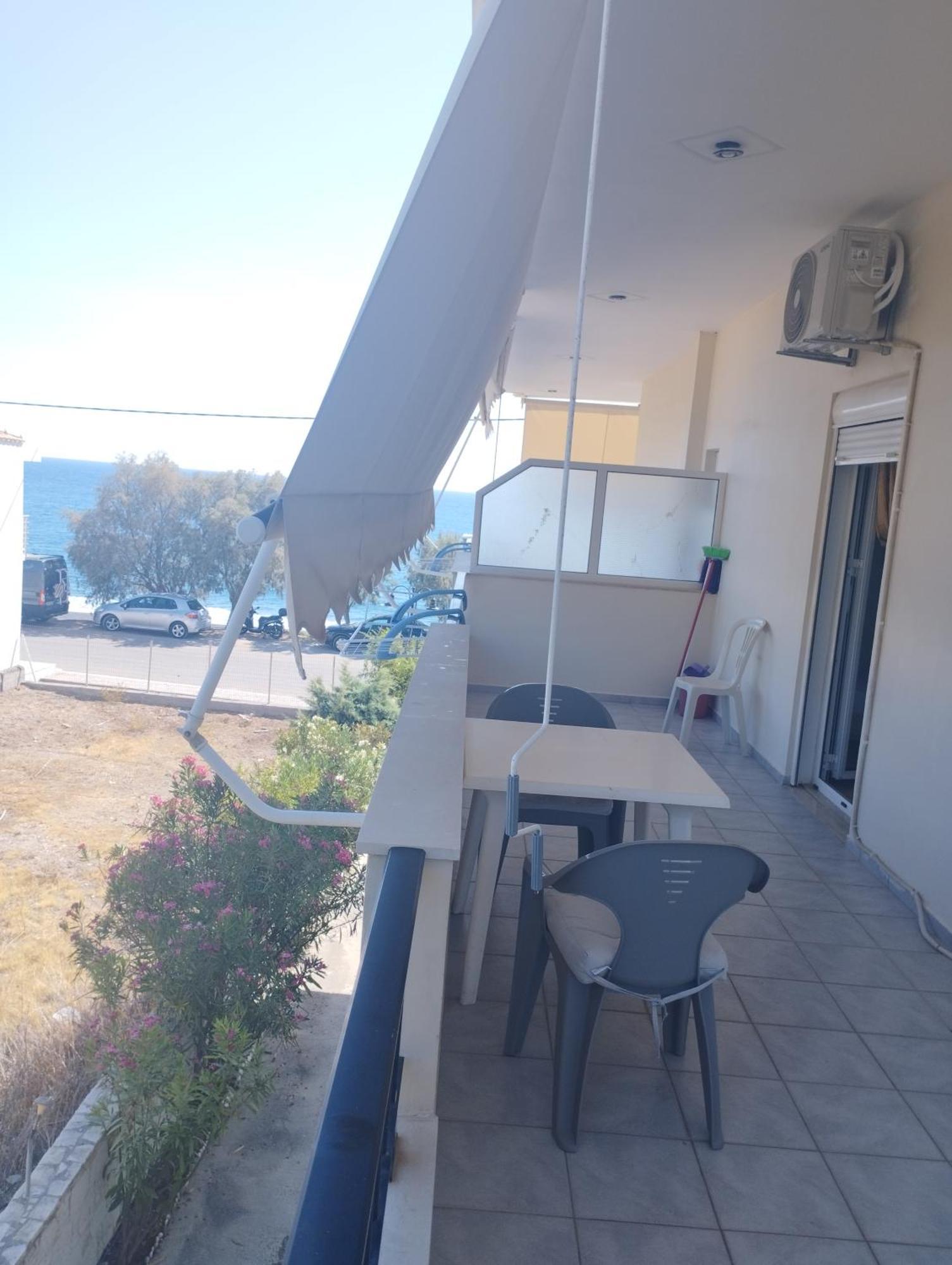 Eirini Apts On The Beach Psari Forada Bilik gambar